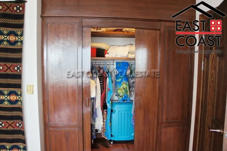 Jomtien Plaza photo 15