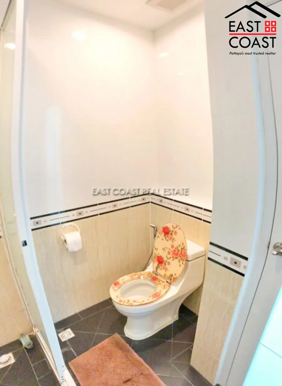 CC Condominium 1 photo 7