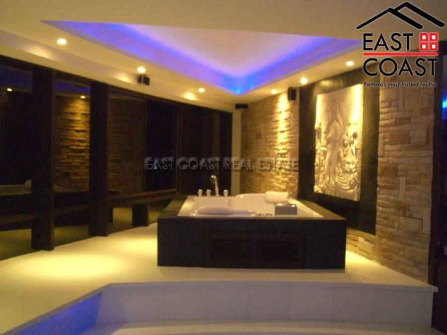 Jomtien Plaza photo 31