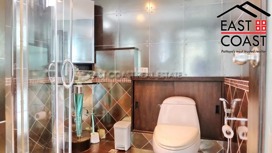 Jomtien Plaza photo 17
