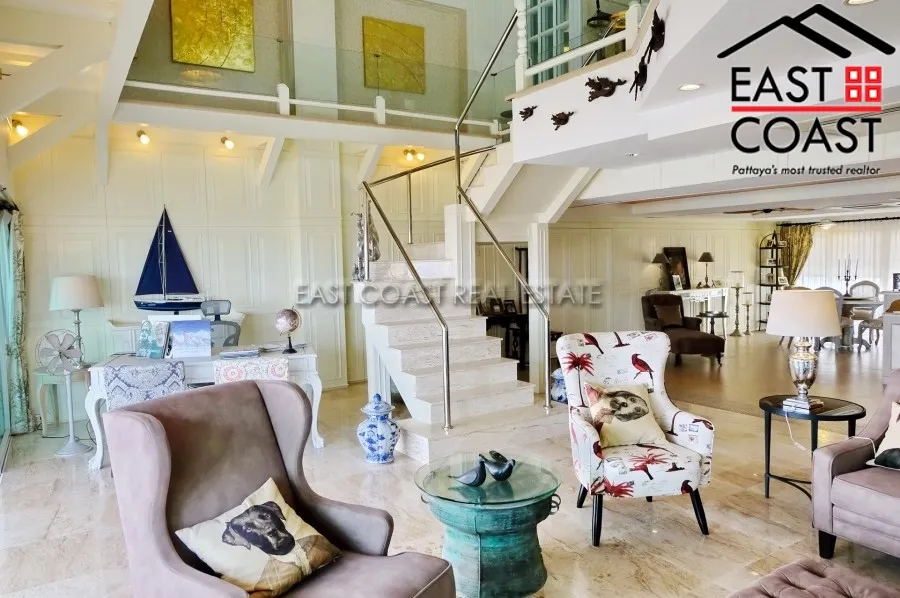 Chateau Dale Tower photo 7