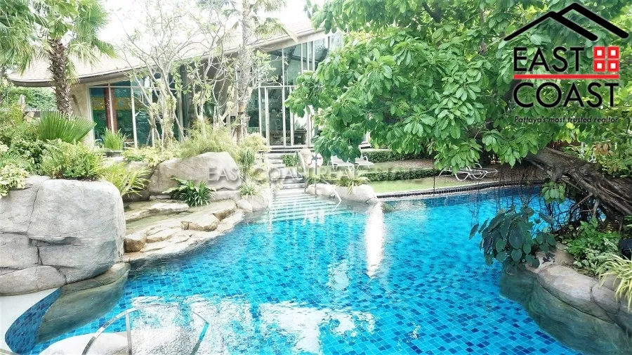 Riviera Wongamat photo 29