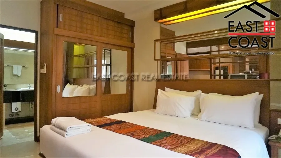 Whitehouse Condotel