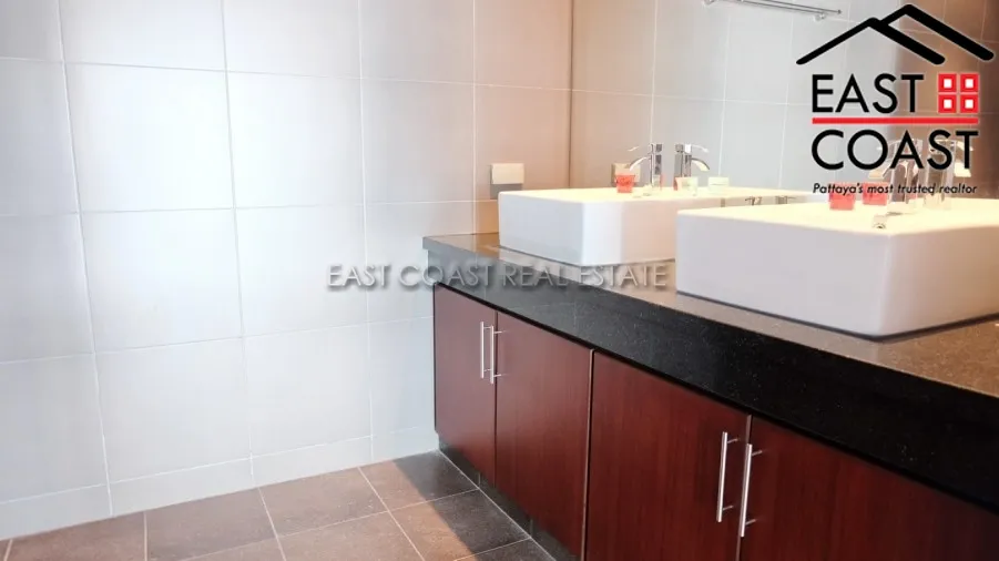 Tudor Court photo 15