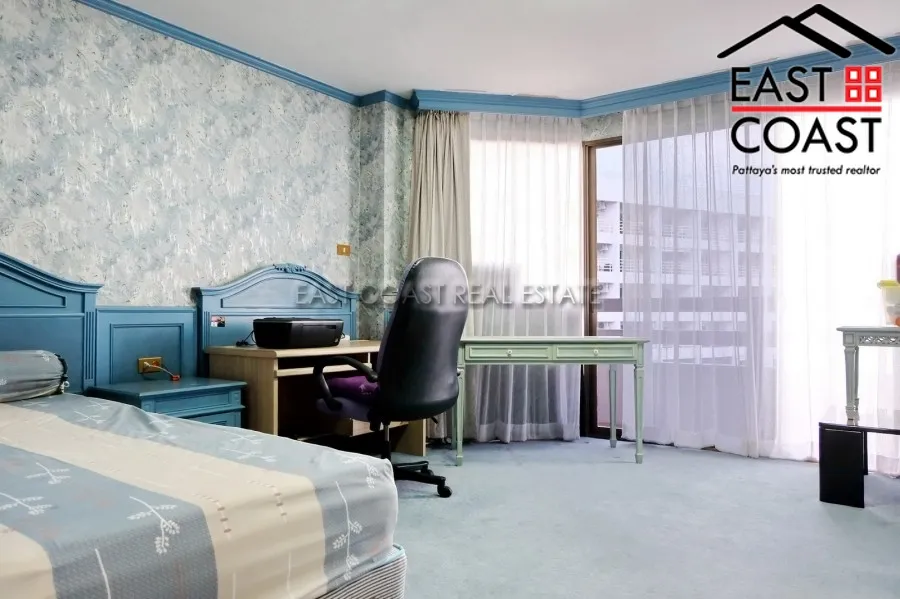 Grand Condo photo 31