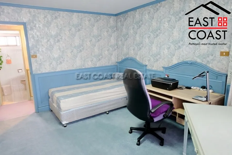 Grand Condo photo 32
