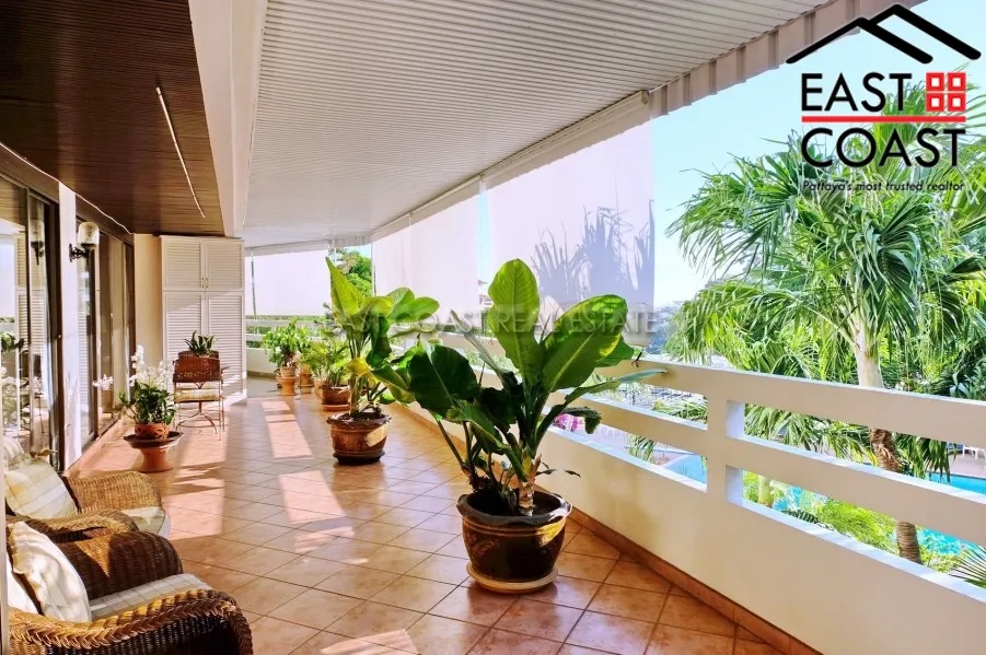 Grand Condo photo 33