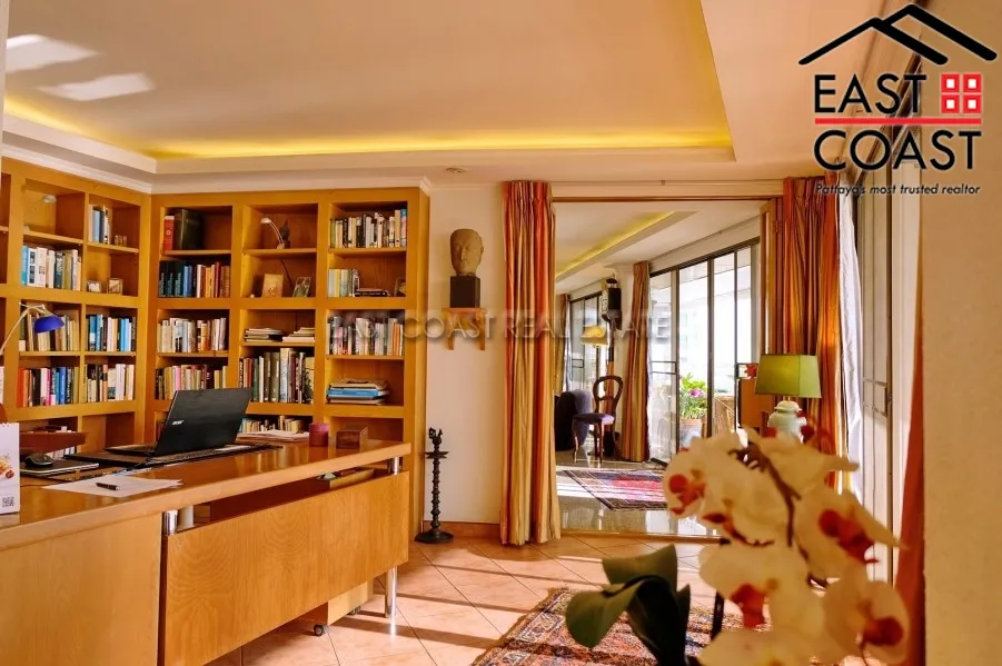 Grand Condo photo 17