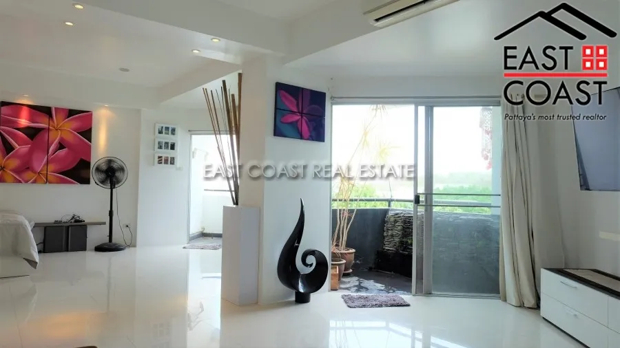 Royal Beach Condotel photo 11