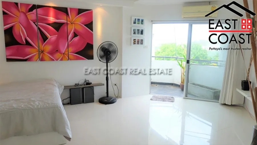 Royal Beach Condotel photo 14