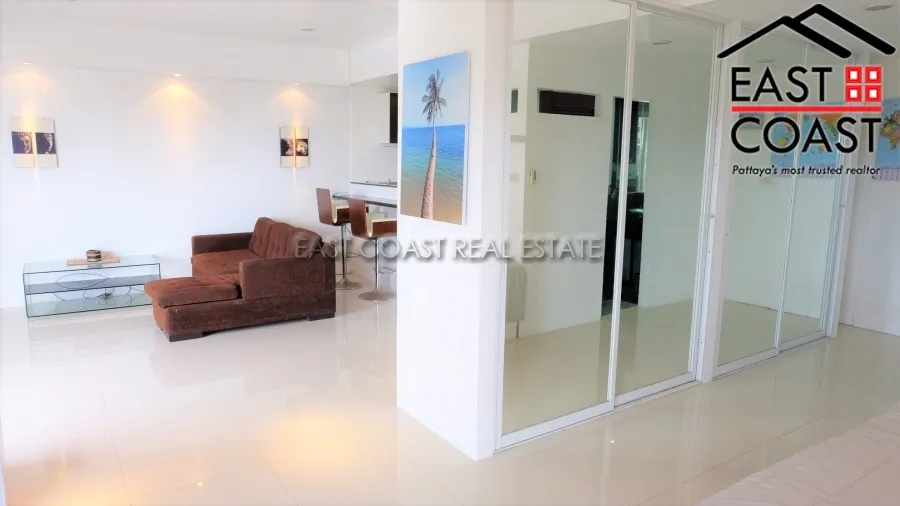 Royal Beach Condotel photo 18