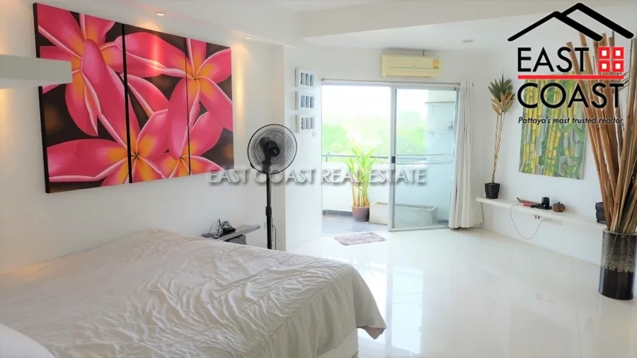 Royal Beach Condotel photo 4