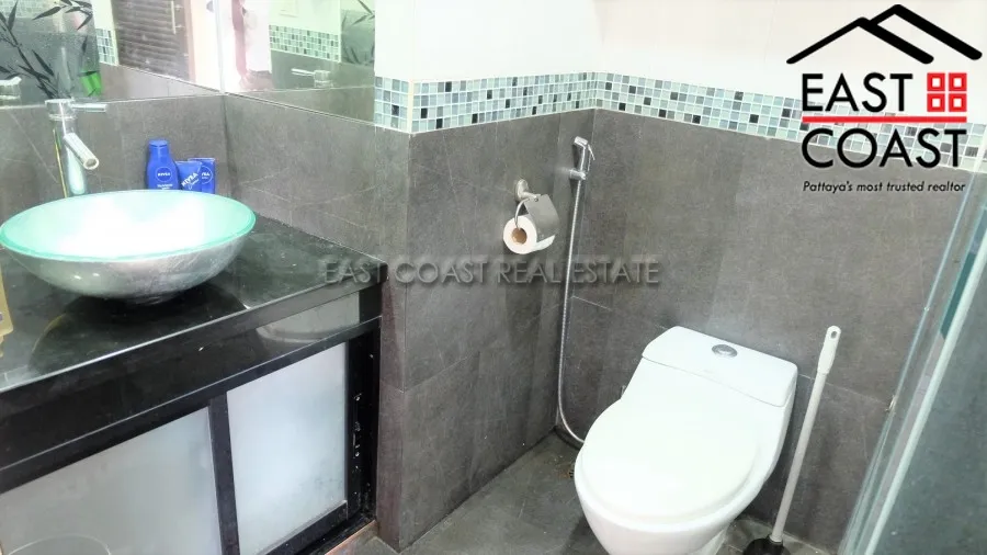 Royal Beach Condotel photo 33