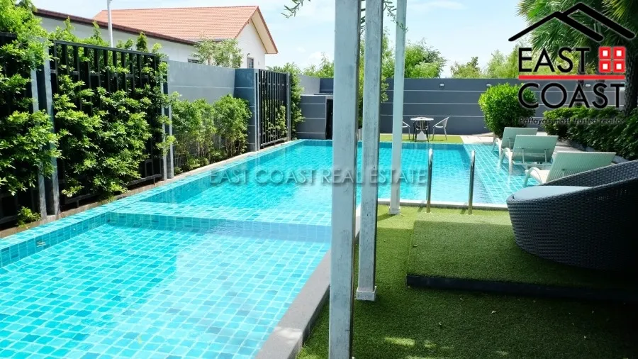 Infinity Condo photo 3