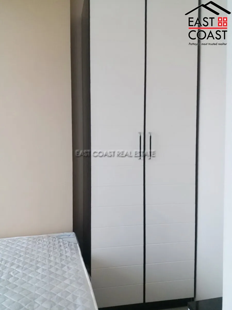 CC Condominium 1 photo 4