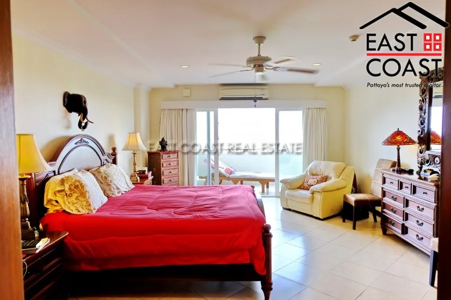 Royal Residence photo 24