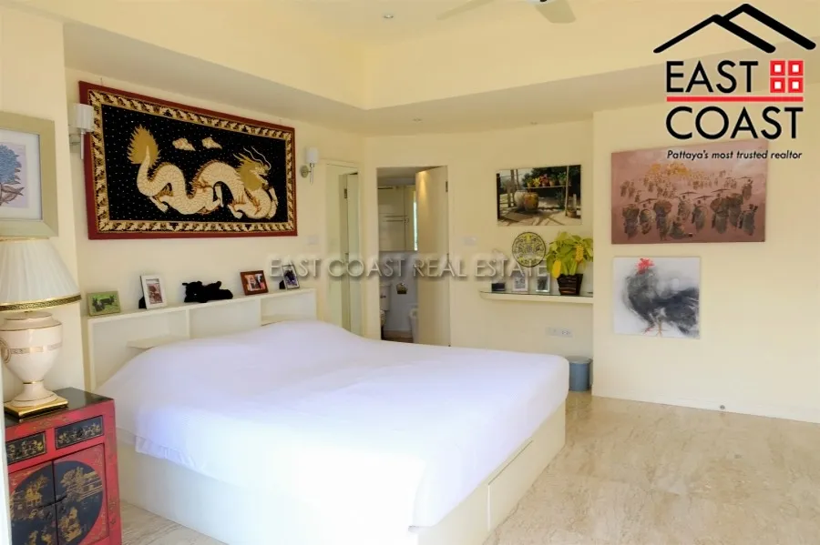 Chateau Dale Towers photo 11