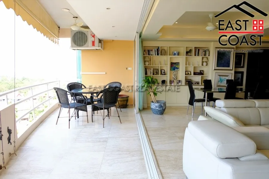 Chateau Dale Towers photo 18