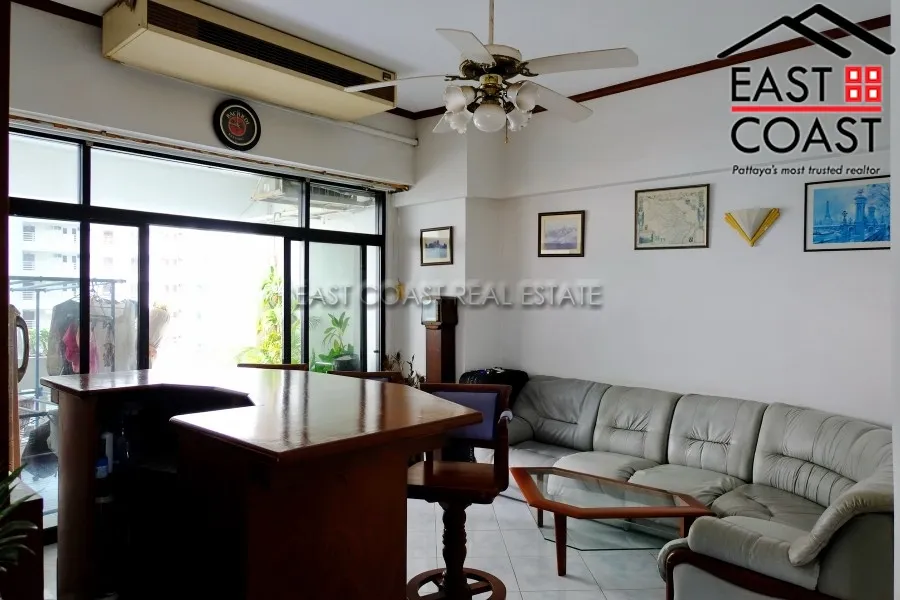 Jomtien Complex photo 10