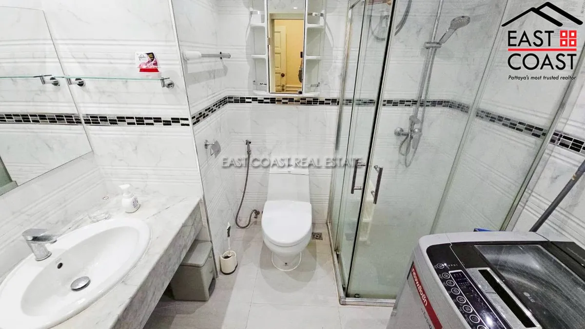 Jomtien Complex photo 15