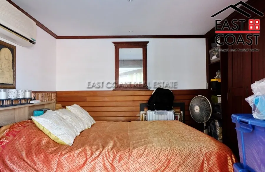 Chateau Dale Towers photo 15