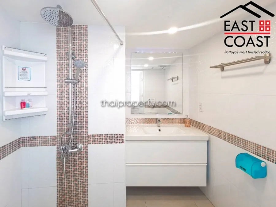 Pattaya Beach Condo photo 12