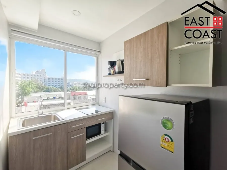 Pattaya Beach Condo photo 8
