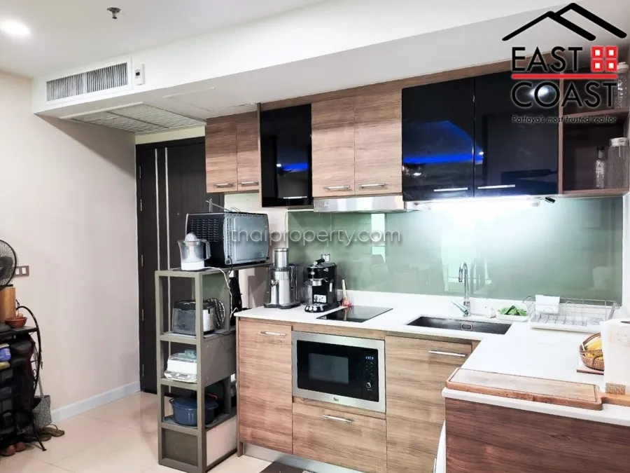 Dusit Grand Condo View photo 7