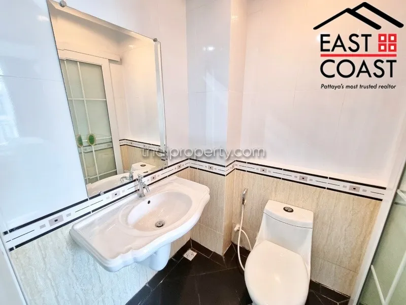 CC Condominium 1 photo 8