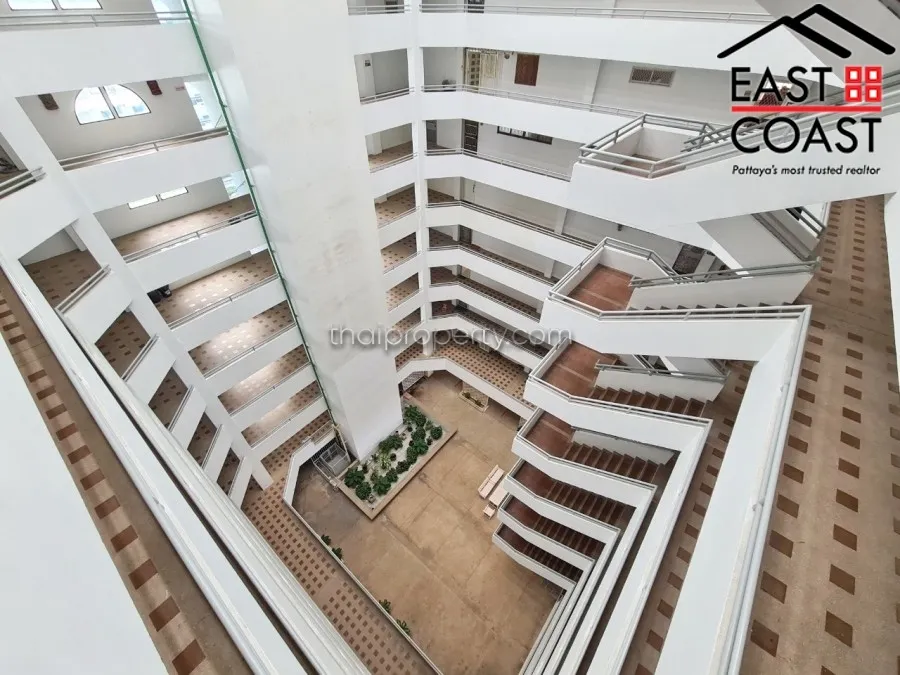 Somphong Condo photo 19