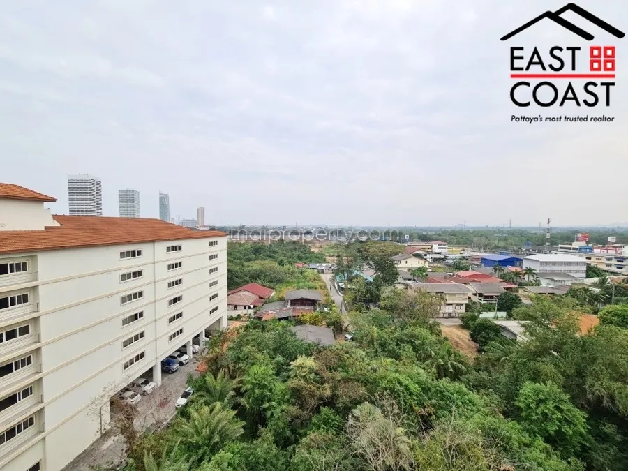 Somphong Condo photo 12