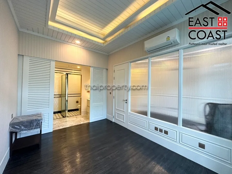 Grand Florida Beachfront Condo Resort Pattaya photo 12