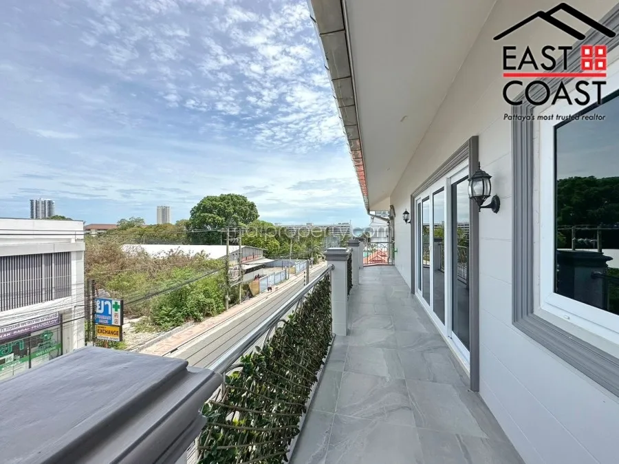 Apartment 4 Condominium photo 12