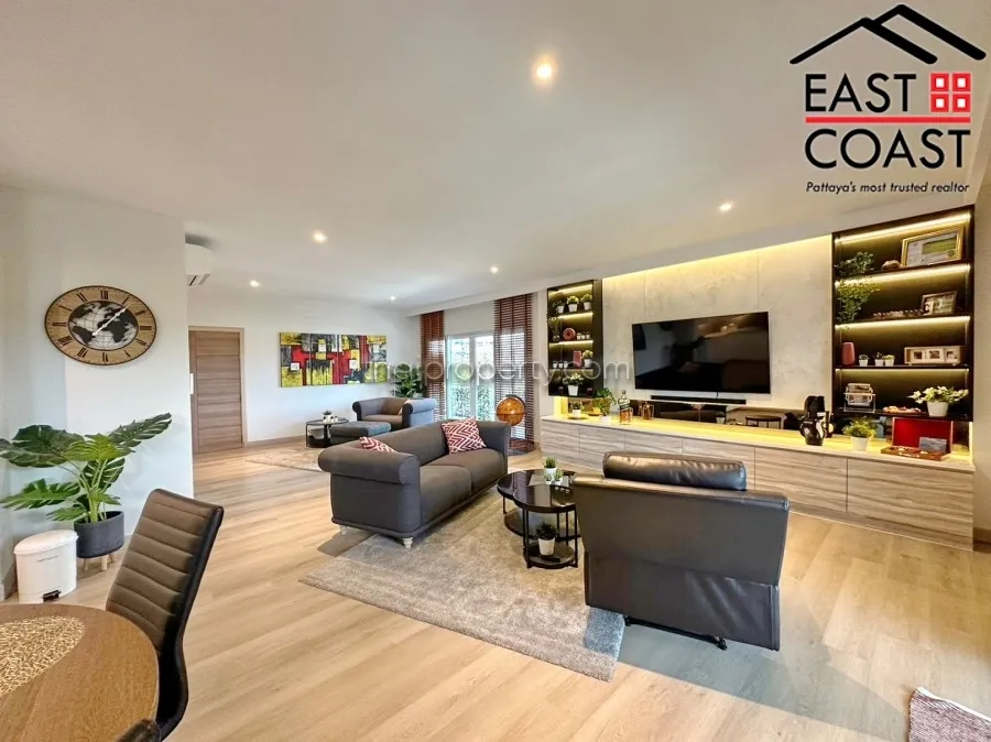 Apartment 4 Condominium photo 8