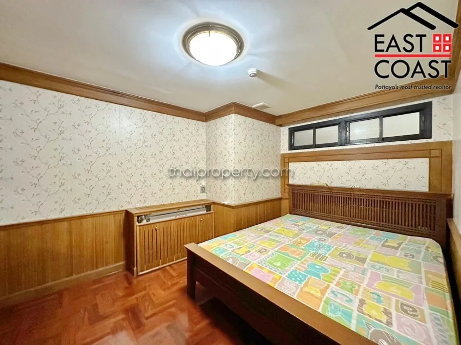Jomtien Complex photo 18