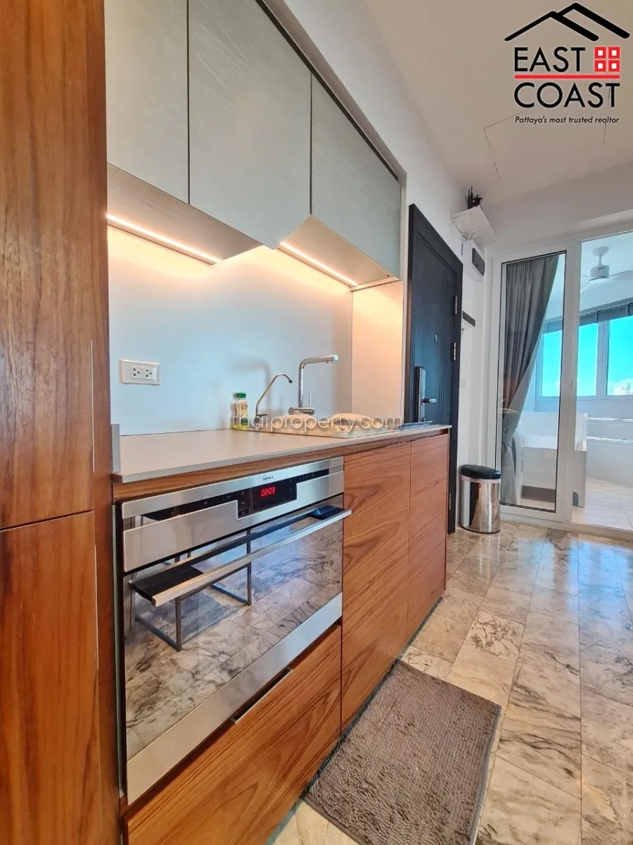 Jomtien Condotel & Village photo 12