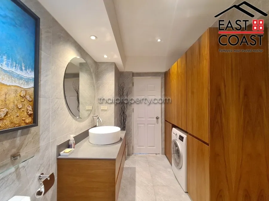 Jomtien Condotel & Village photo 31