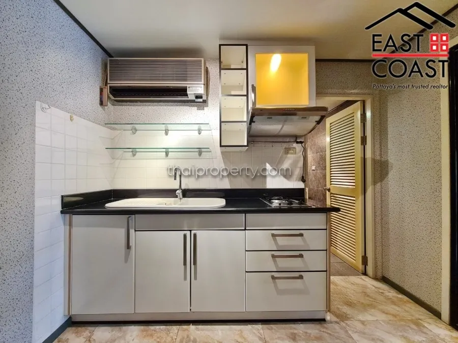 Grand Condo photo 11