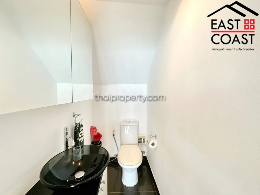 Jomtien Plaza photo 12