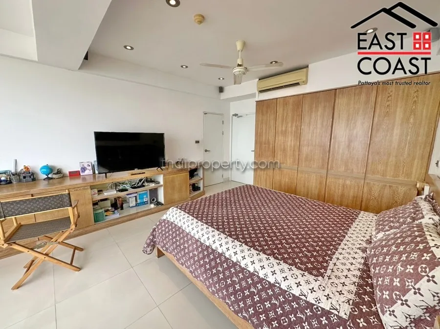 Jomtien Plaza photo 25