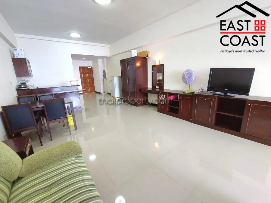Jomtien Complex photo 5