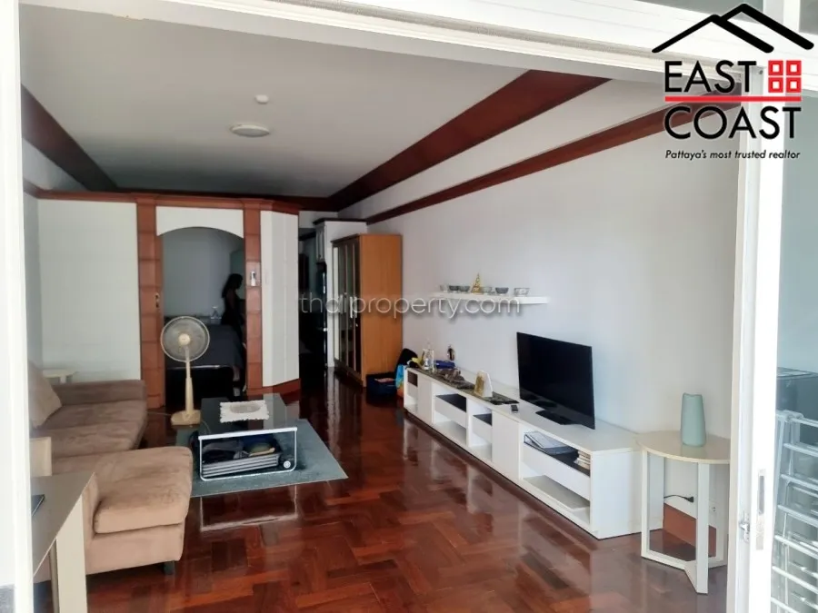 Jomtien Complex photo 3
