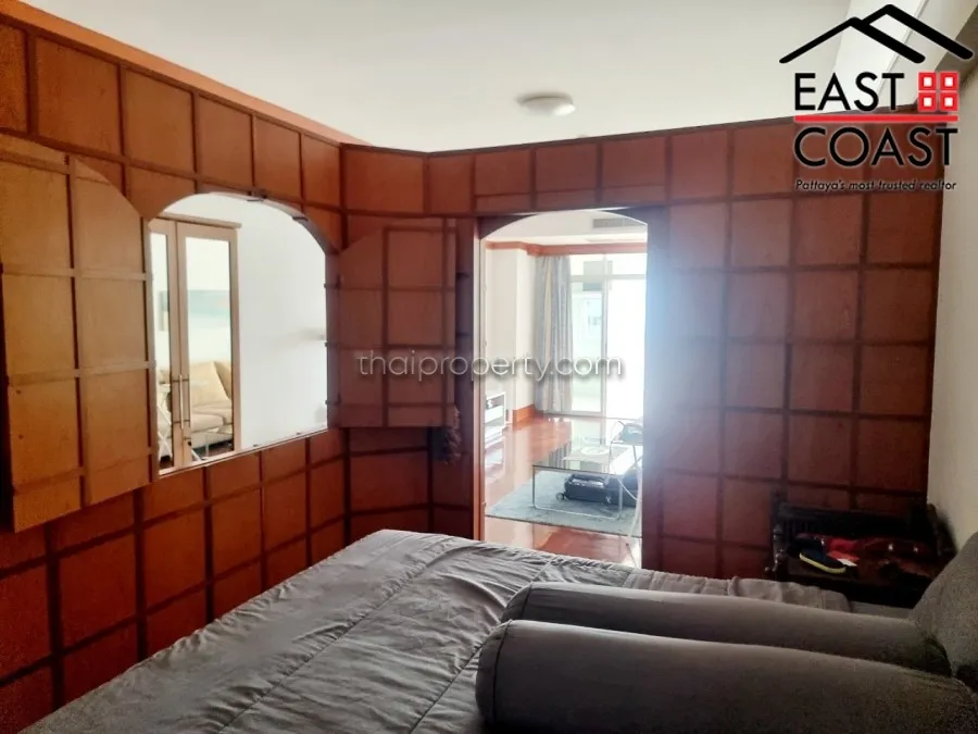 Jomtien Complex photo 8