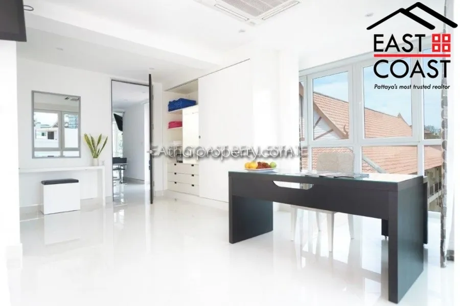 Life Beach Residence Condo photo 4