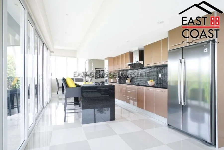 Life Beach Residence Condo photo 12