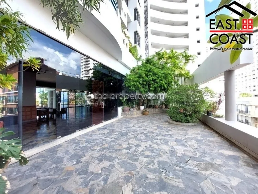 Jomtien Plaza photo 30