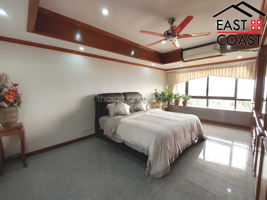Jomtien Plaza photo 26