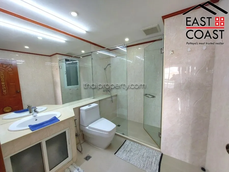 Jomtien Plaza photo 24
