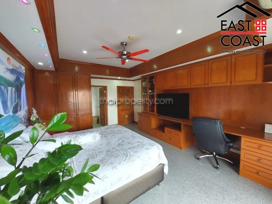 Jomtien Plaza photo 18