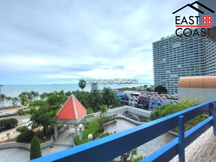 Jomtien Plaza photo 17